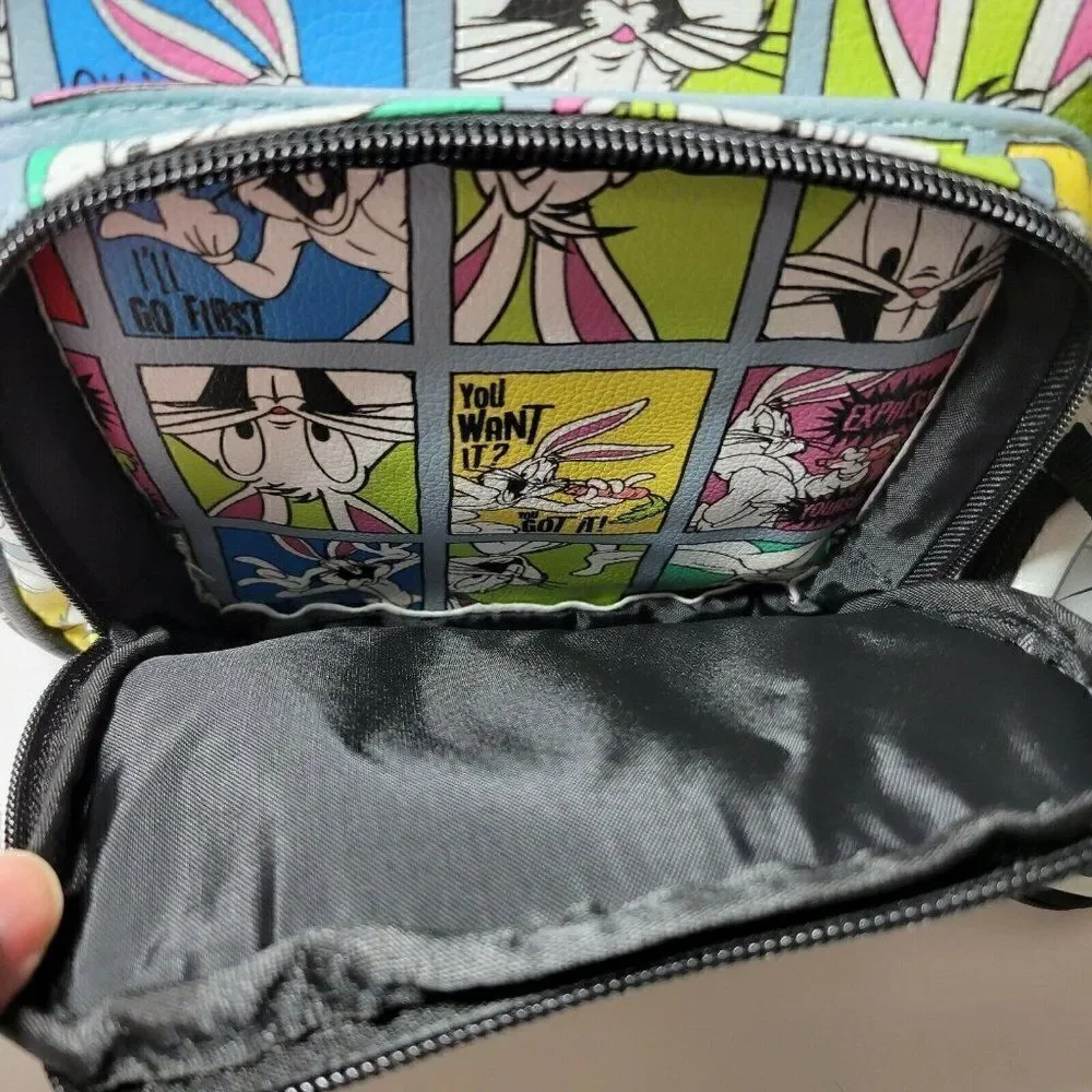 Warner‎ Bros. Looney Tunes Bugs Bunny Mini Backpack w/Zip Pouch White 10.5